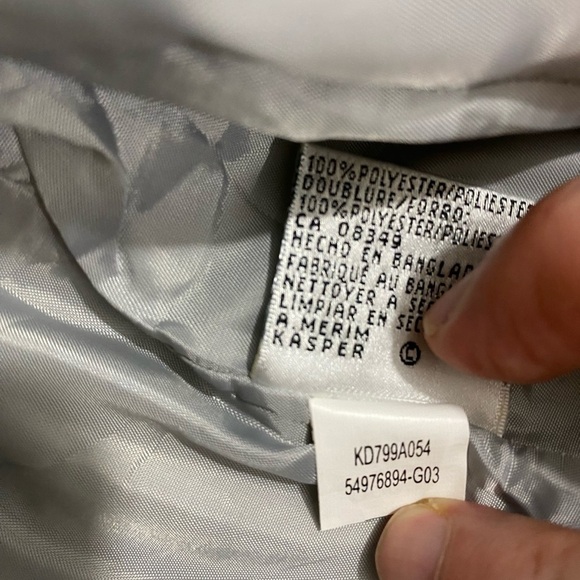 Le Suit Short Sleeve Metallic Silver Womens Size 6 Fully Lined Blazer Jacket - Picture 8 of 8